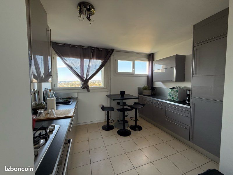 Appartement 3 pièces 60 m² · à Marseille · 60 m² · 1 200 €/mois