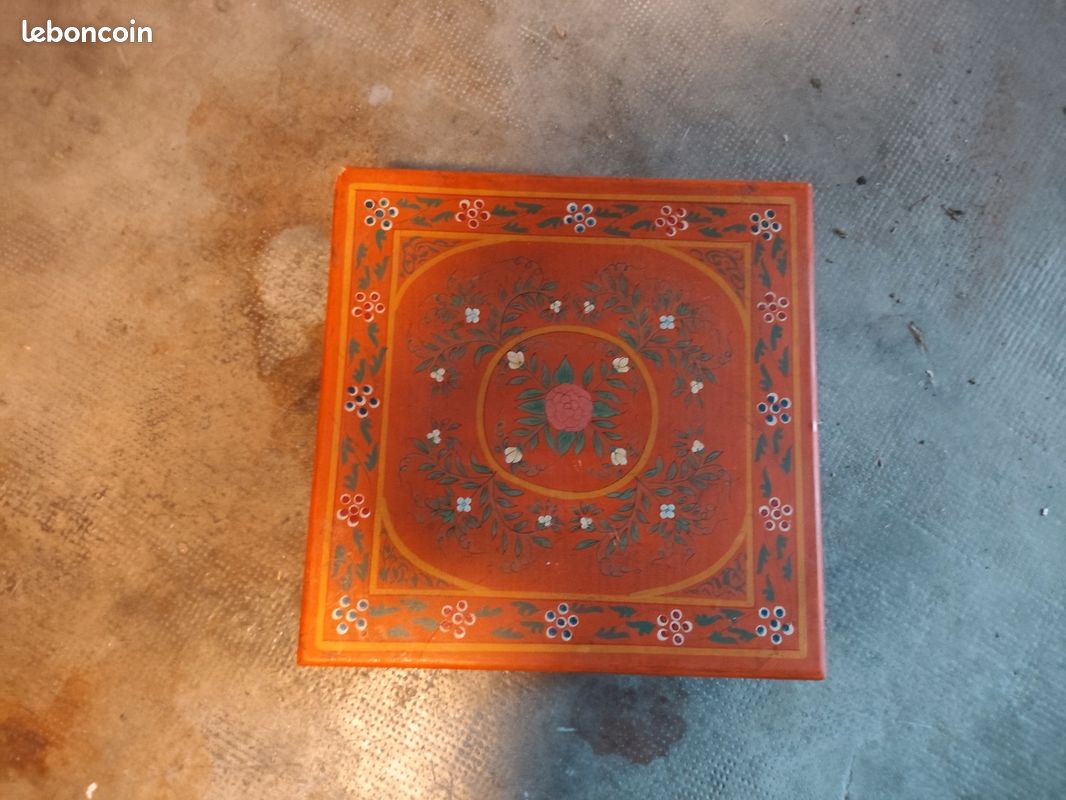 Vends petite table déco en bois (image 2)