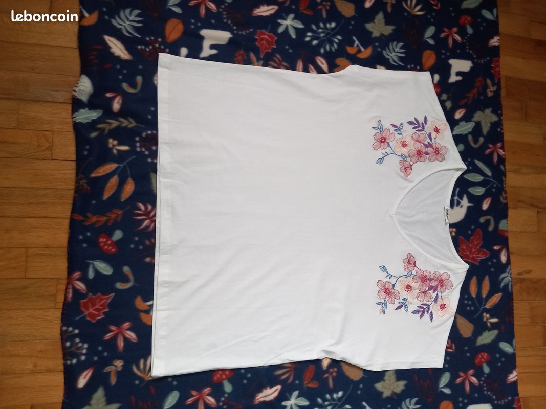 Tee-shirt blanc Damart 50-52 (image 1)