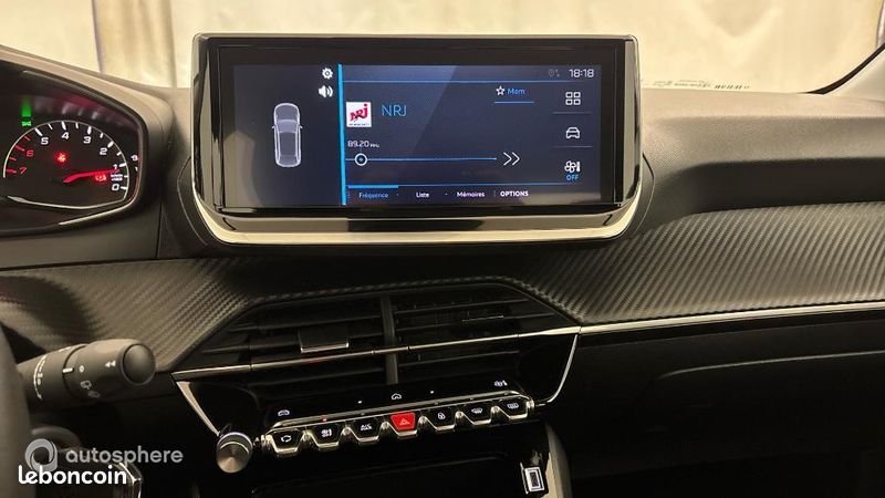 Peugeot 208 1.2 PureTech 100ch S&S Active (image 29)