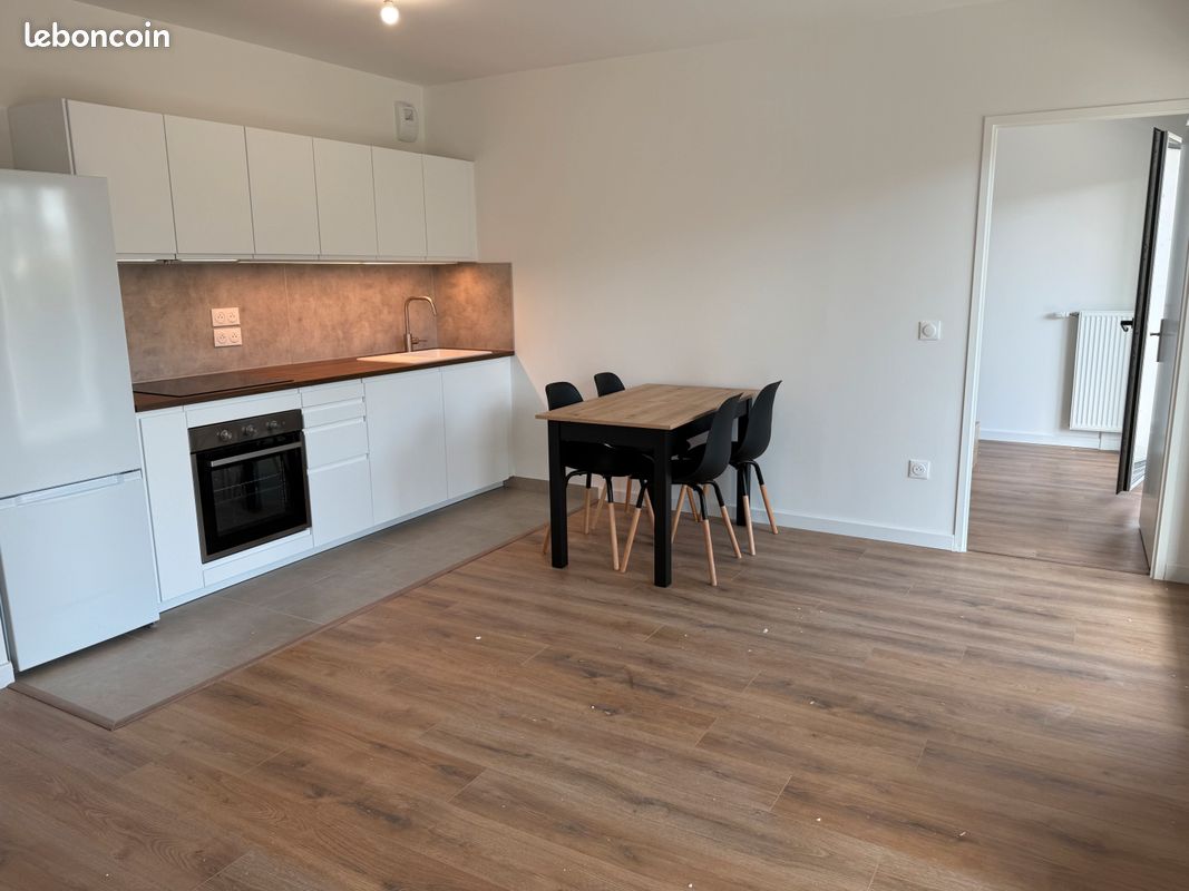 Appartement 2 pièces 42 m² · à Nanterre · 42,3 m² · 1 320 €