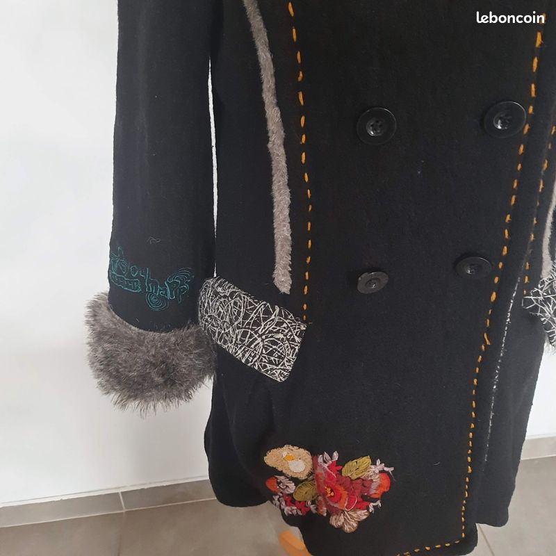 Manteau Desigual Taille 40 - Style Caban Multicolore - Laine - Occasion Très Bon état