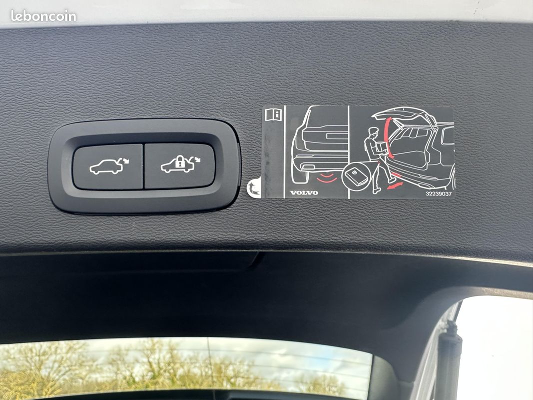 VOLVO XC40 T4 Recharge 129+82 ch DCT7 R-Design (image 10)