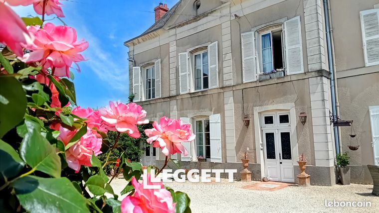 Maison 7 pièces 269 m²