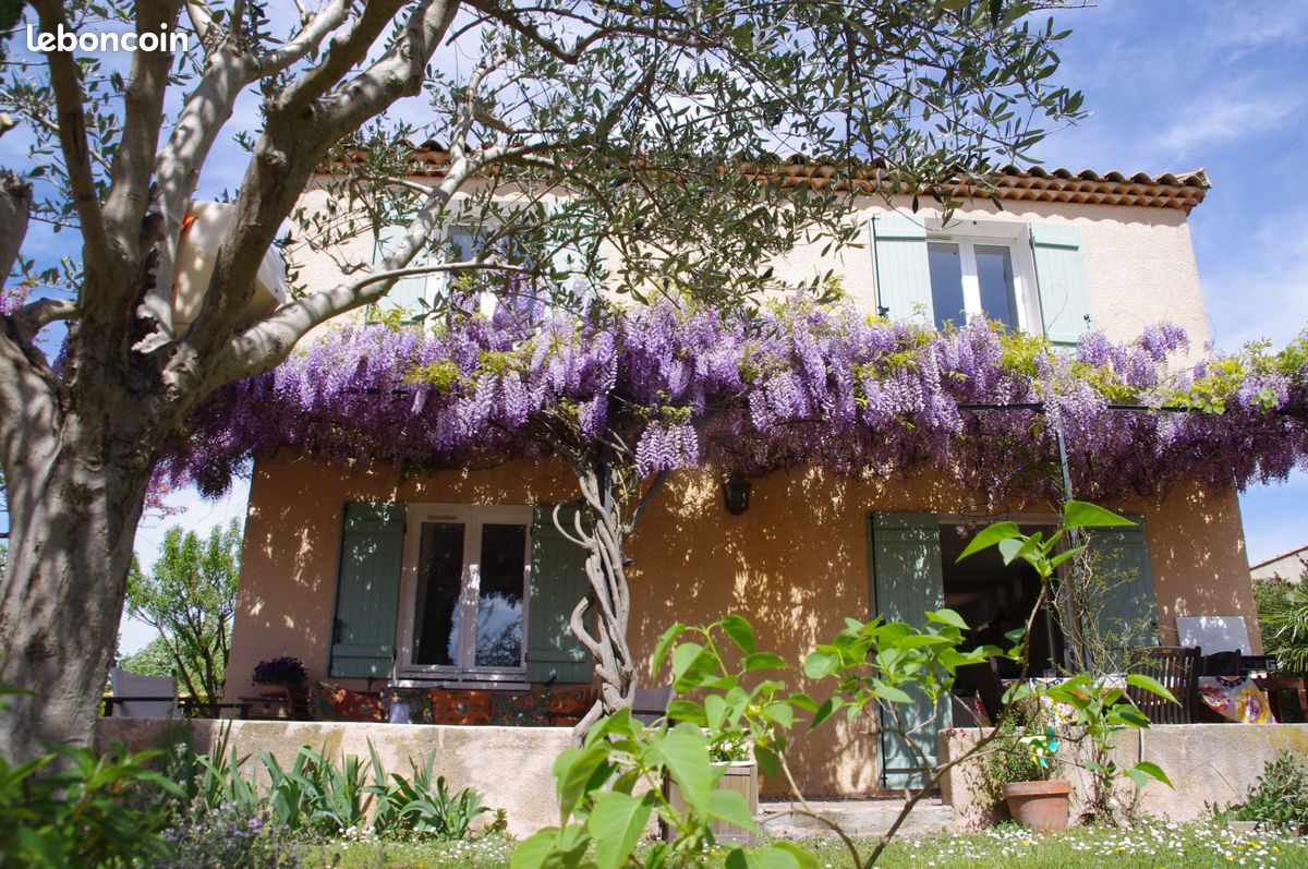 Maison 4 pièces 100 m² · à Aix-en-Provence · 100 m² · 590 000 €