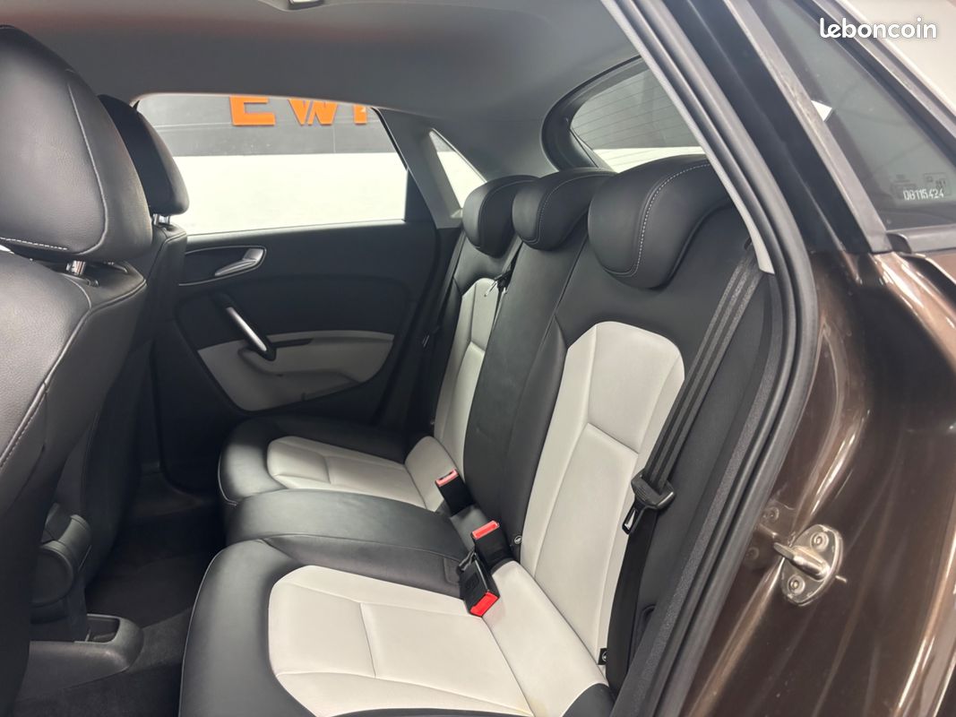 AUDI A1 SPORTBACK 1.6 TDI 90 Ch AMBIENTE S-TRONIC BVA (image 7)