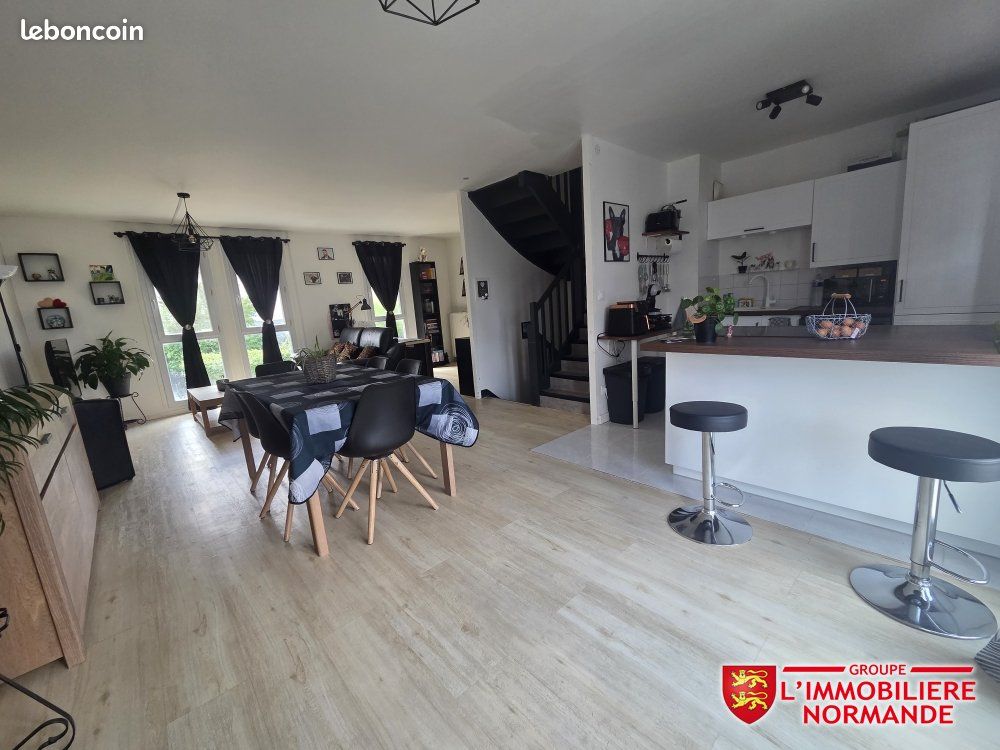 Maison 5 pièces 94 m² · à Val-de-Reuil · 94 m² · 163 000 €