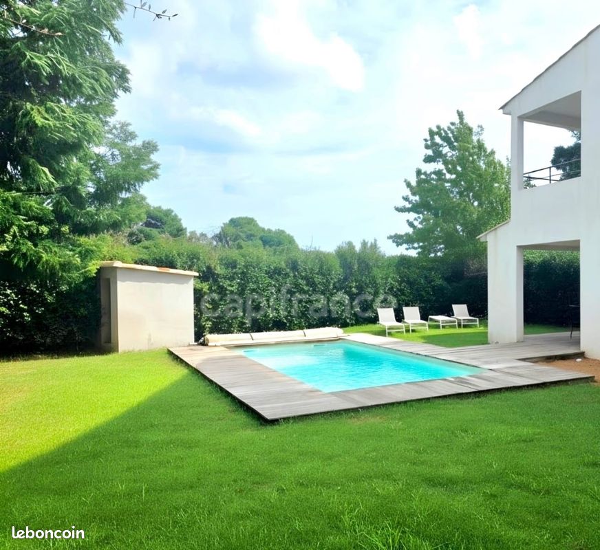 Maison 4 pièces 102 m² · à Lecci · 102 m² · 810 000 €