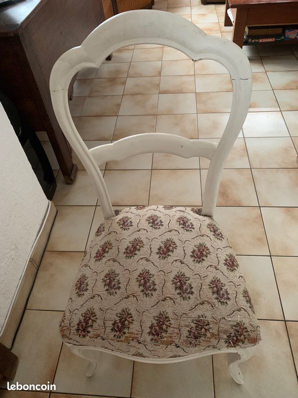 Chaise ancienne (image 2)