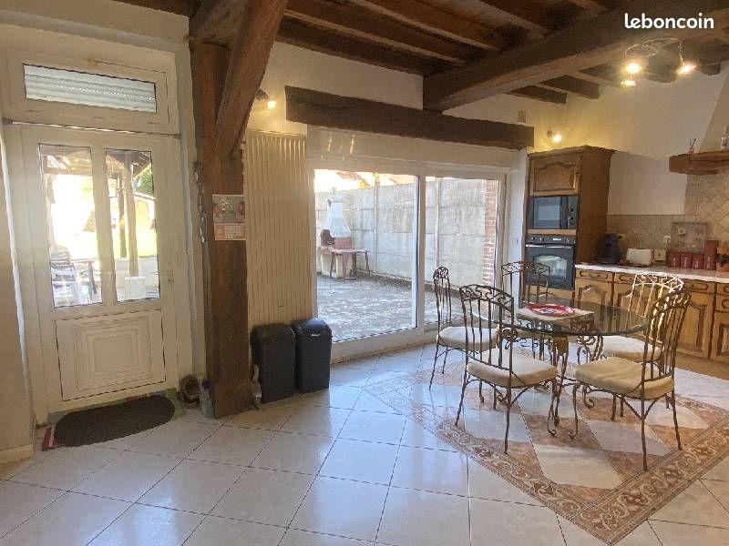 Maison 6 pièces 193 m² · à Saint-Florentin · 193 m² · 168 000 €