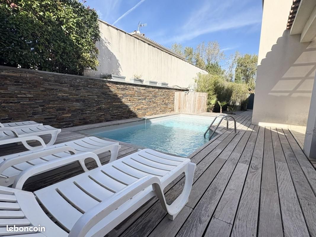 Maison 4 pièces 110 m² · à Le Grau-du-Roi · 110 m² · 525 000 €