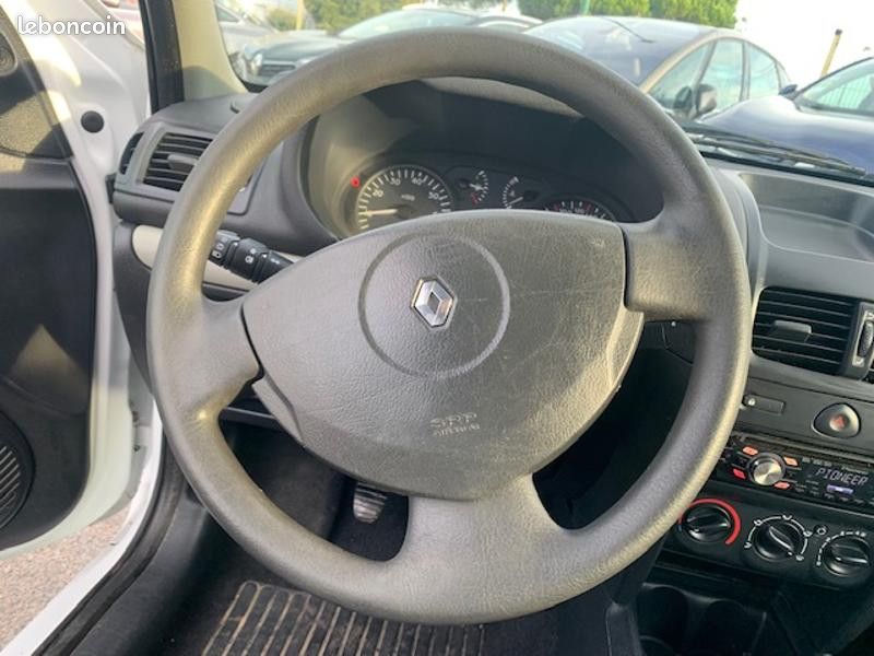 Renault Clio 1.2 (1149) 58ch Authentique 3p (image 11)