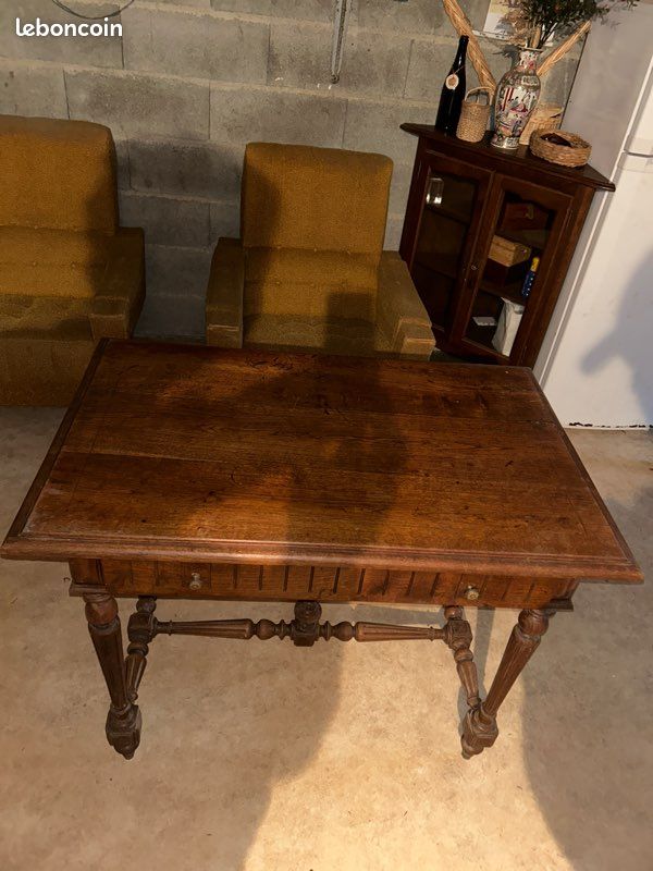 Bureau (image 2)