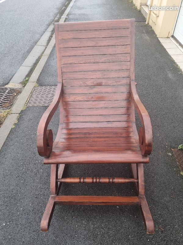 Rocking chair (image 2)