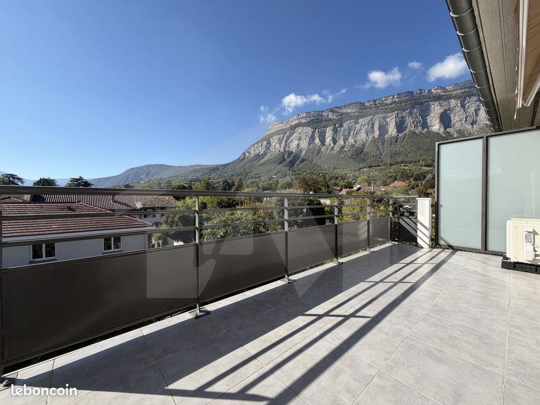 Appartement 3 pièces 70 m² · à Montbonnot-Saint-Martin · 70 m² · 338 000 €