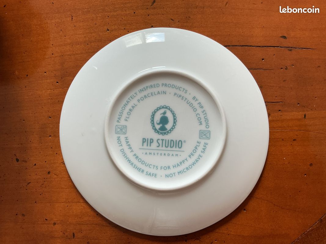 2 charmantes tasses à thé et soucoupes porcelaines (image 3)