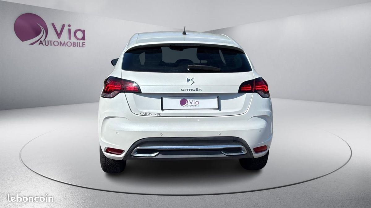 Citroën DS4 e-HDi 115 So Chic ETG6 (image 5)