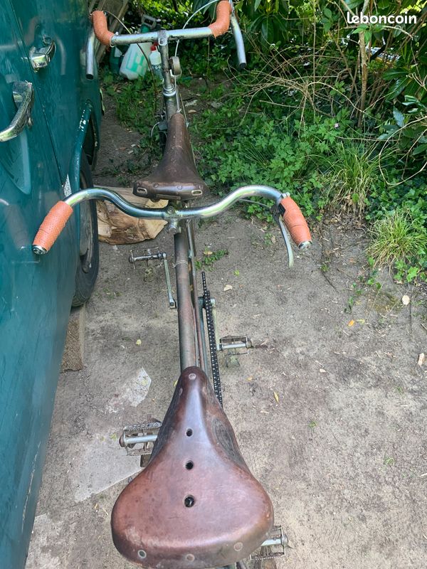 Vélo Ancien Ravat Femme Années 1950-1960 – Pour Pièces (non Fonctionnel)