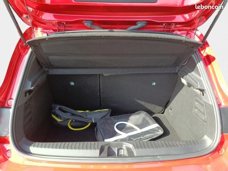 Renault Clio 1.6 E-Tech 145ch full hybrid Techno (image 9)