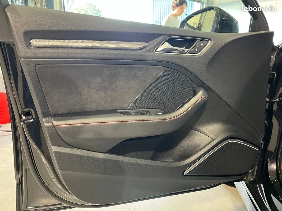 AUDI RS3 Sportback 2.5 400ch Base - 2018 - Boîte auto - GPS - LED (image 21)