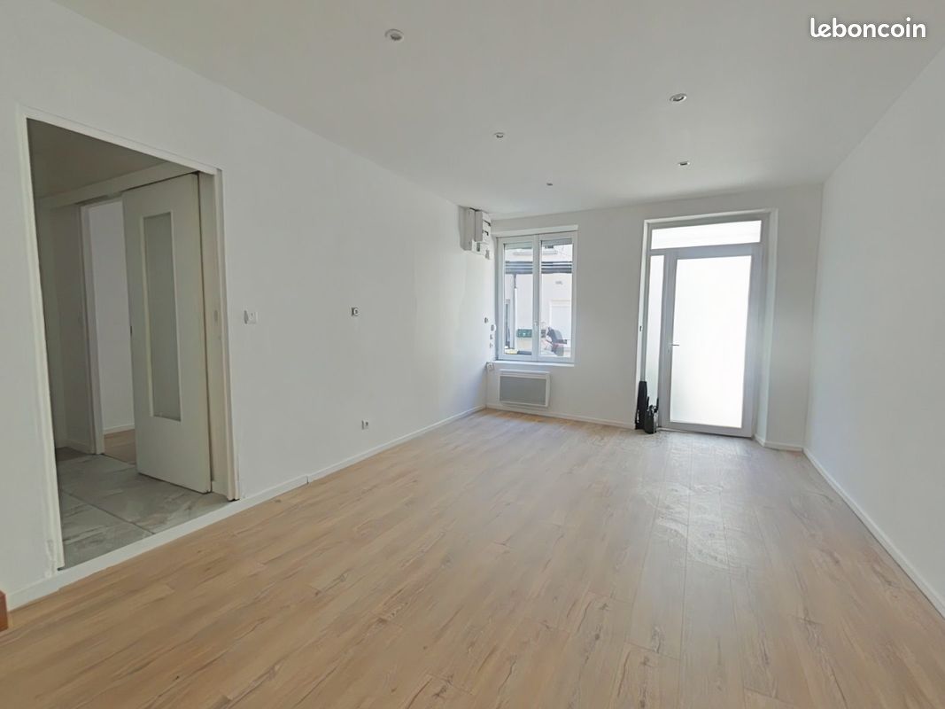 Appartement 2 pièces 34 m² · à Saint-Étienne · 34 m² · 270 €/mois