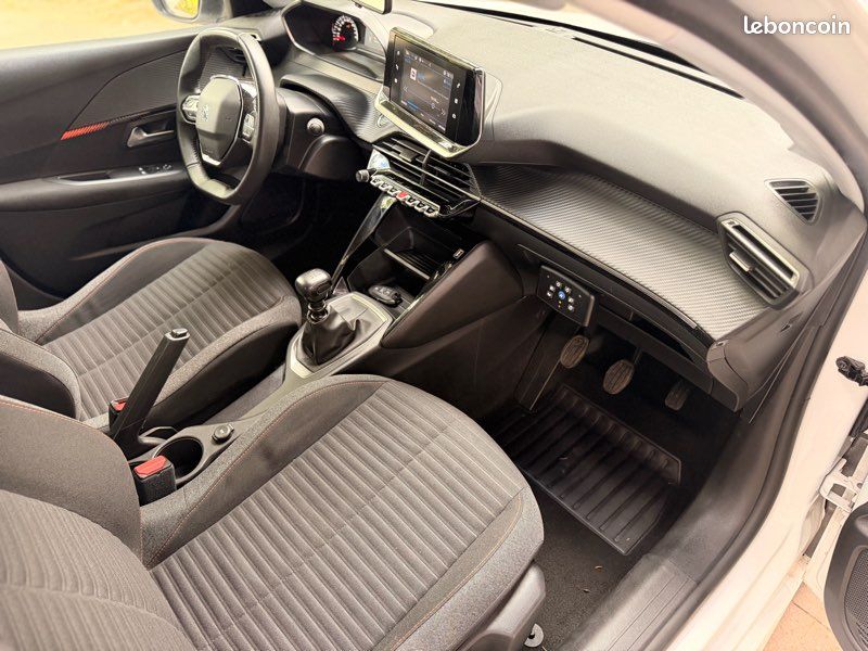 Peugeot 208 Auto-École / Double Commande 1.5 HDi 100ch 2022 – photo 7