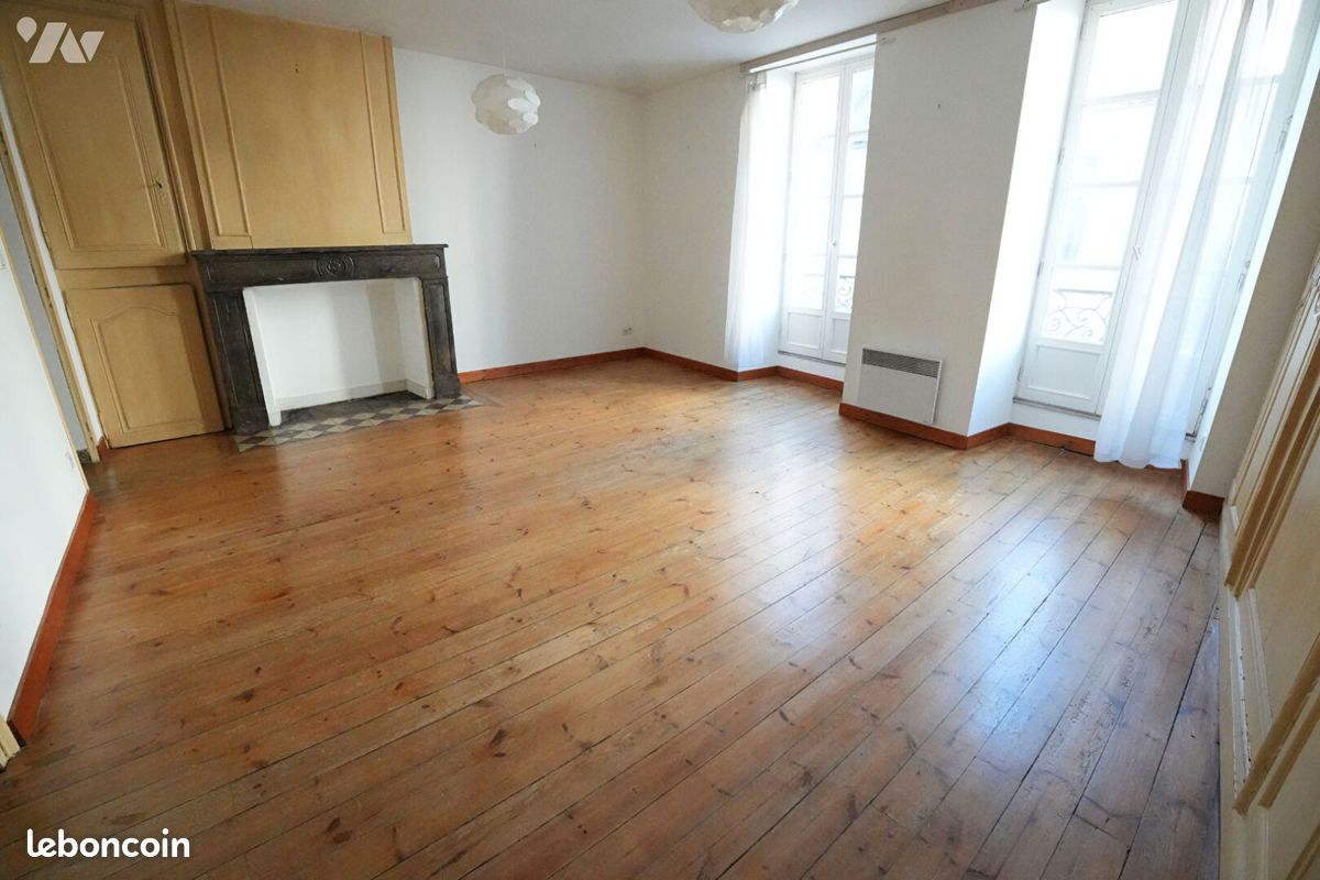 Appartement 2 pièces 49 m² · à Laval · 49 m² · 107 000 €