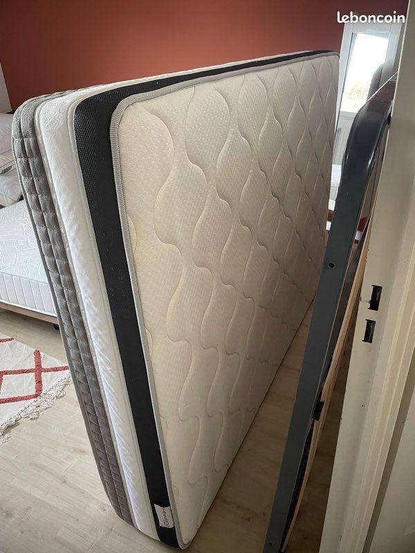 Matelas 140x190 (image 1)
