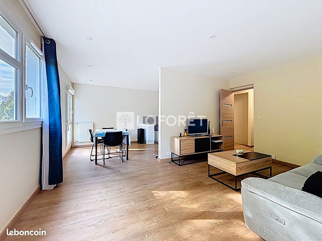 Appartement 4 pièces 67 m² · à Mont-Saint-Aignan · 67 m² · 145 000 €