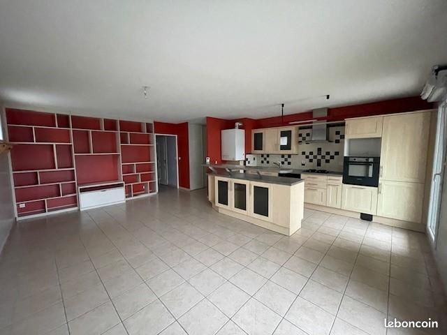 Appartement 4 pièces 89 m² · à Décines-Charpieu · 89 m² · 1 100 €