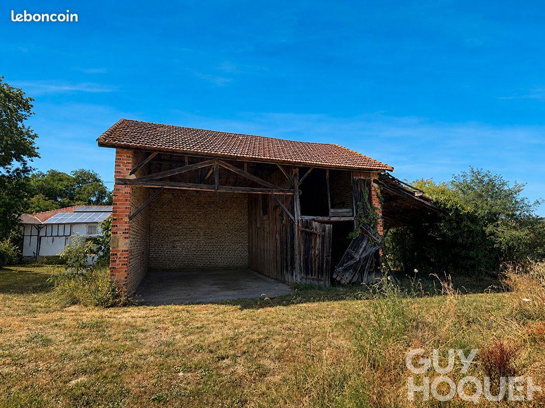 Maison 1 pièce 61 m² · à Samadet · 61 m² · 18 500 €