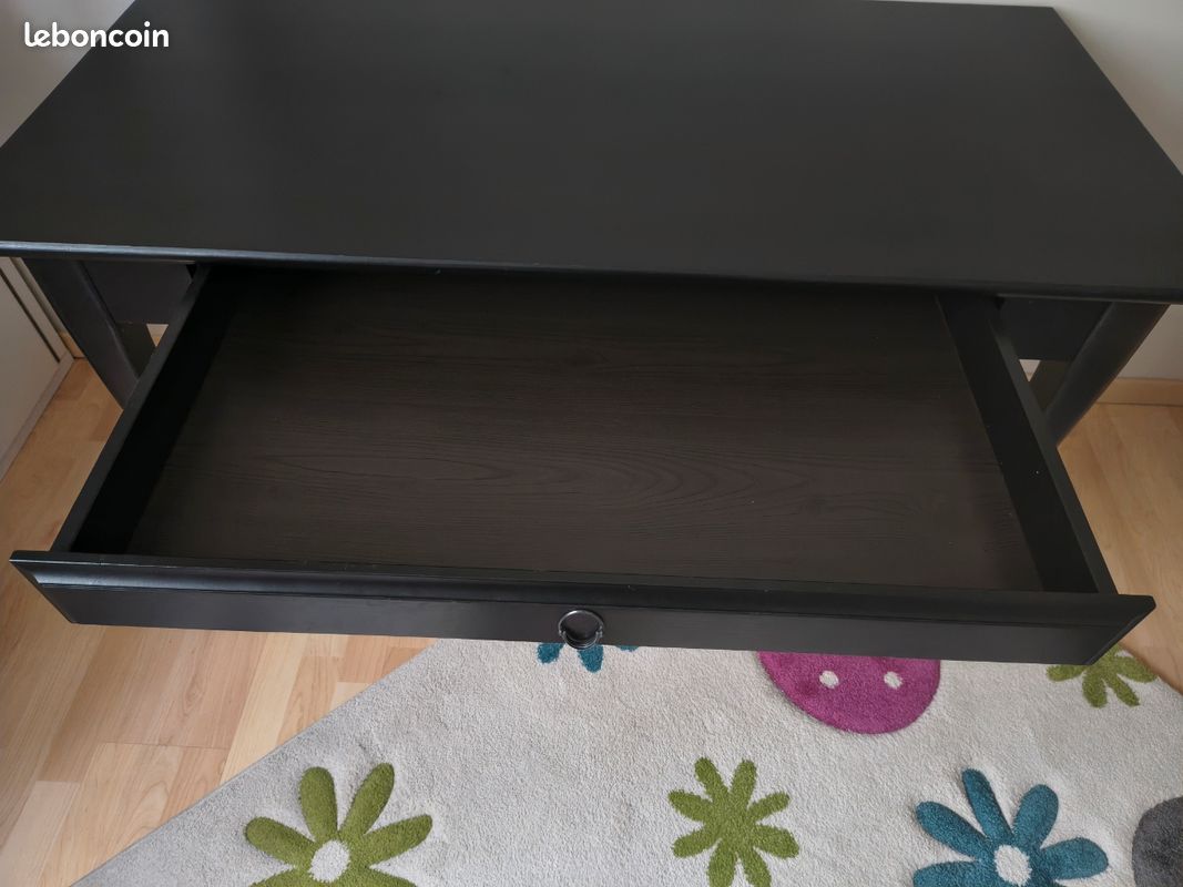 Bureau en pin massif – style classique chic, pieds galbés (image 3)