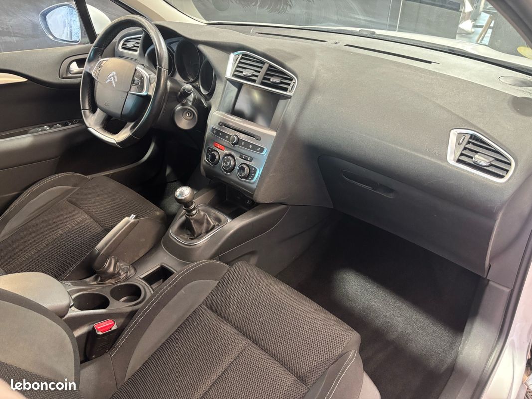 Citroën C4 1.6 HDi 120 ch Garantie 12 mois (TVA récupérable) - 2 places (image 12)