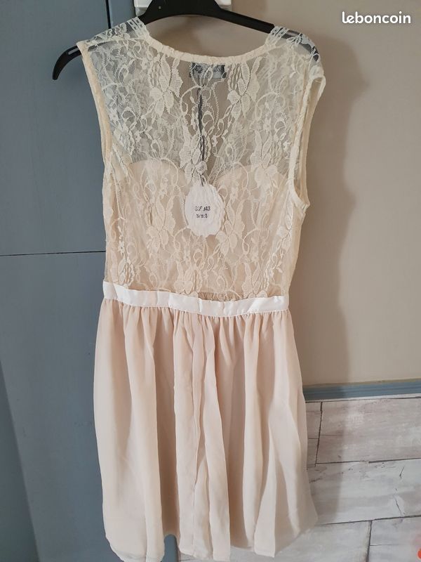 Robe (image 2)