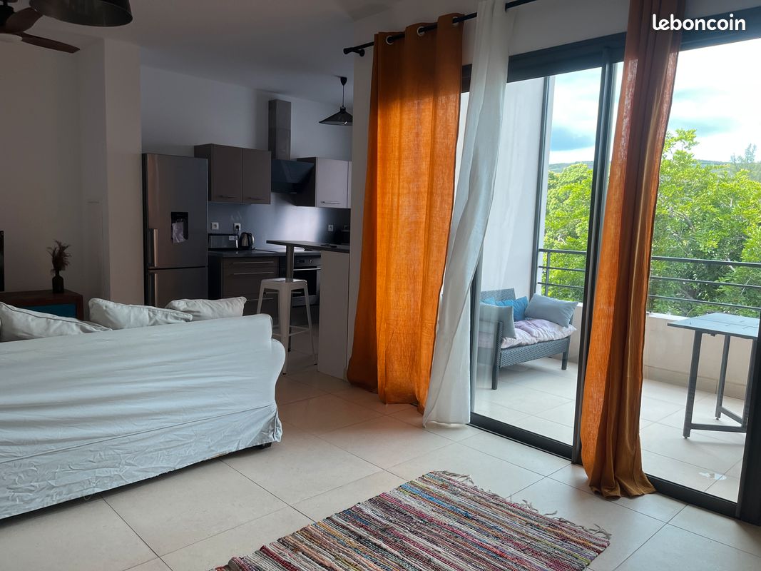 Appartement 2 pièces 48 m² · à Saint-Paul · 48 m² · 1 245 €