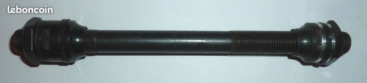 Axe de roue arriere de moyeu shimano dura ace (image 3)