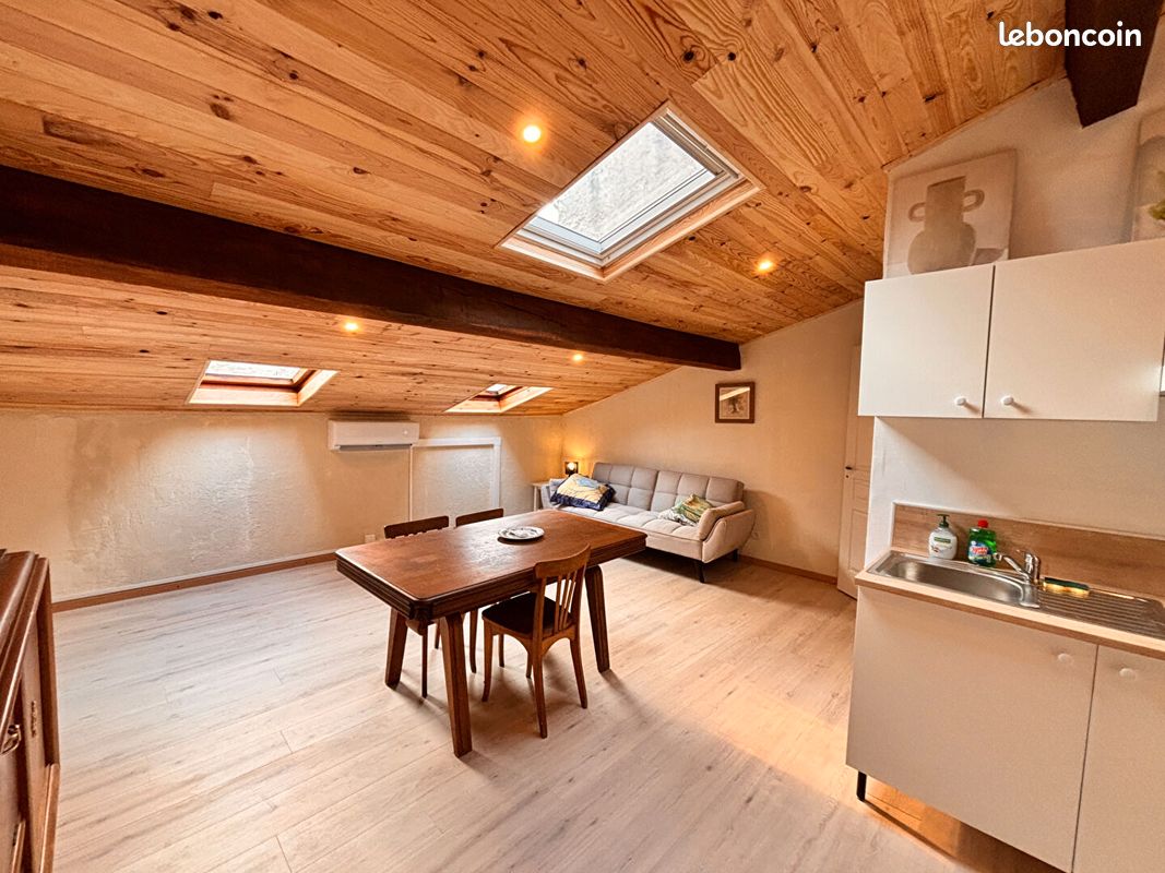 Appartement 1 pièce 35 m² · à Saint-Girons · 35 m² · 400 €