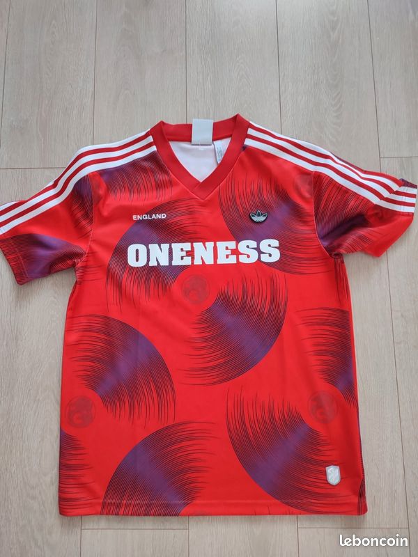 Maillot Vintage Angleterre Umbro XL Noir – État Quasi Neuf, Idéal Collection !