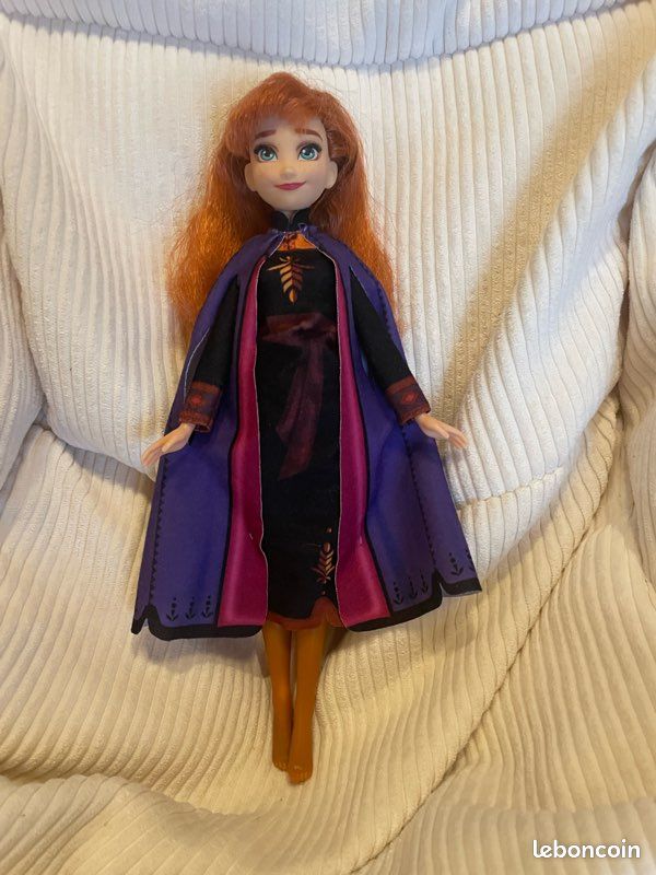 Poupée Anna reine des neiges (image 1)