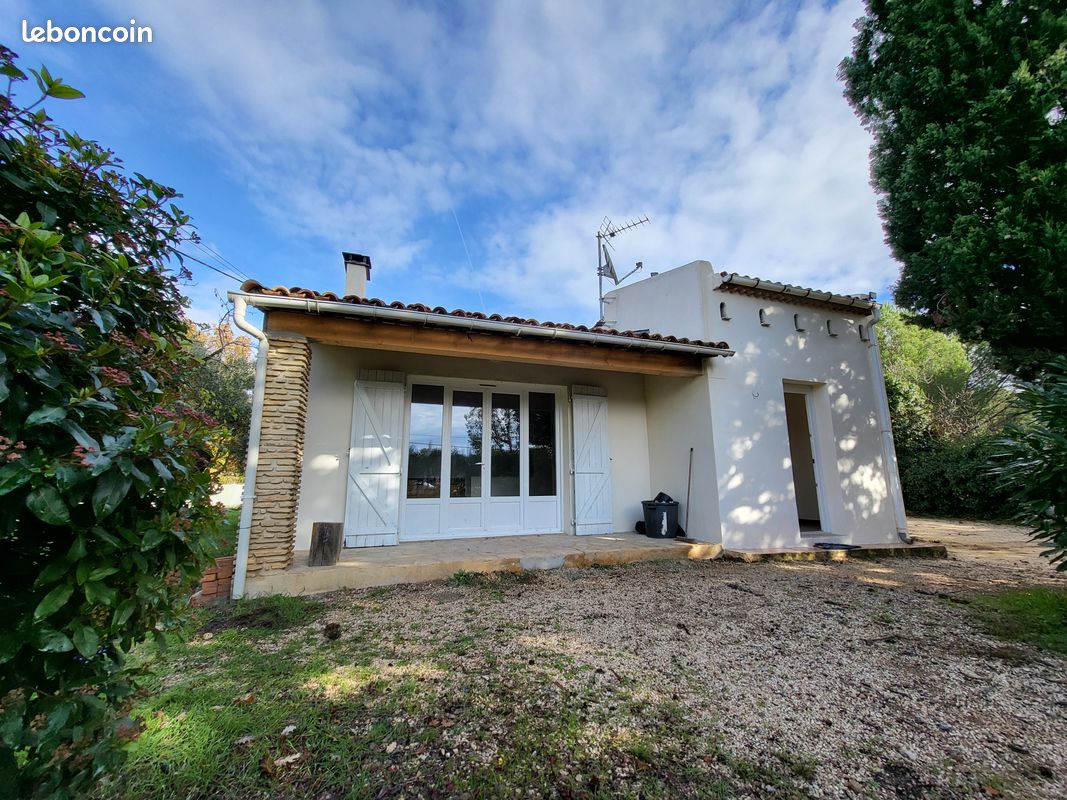 Maison 3 pièces 73 m² · à Saint-Maximin-la-Sainte-Baume · 73 m² · 1 220 €/mois