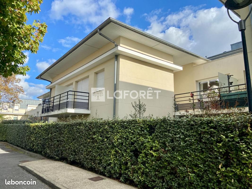 Appartement 3 pièces 61 m² · à Verneuil-sur-Seine · 61 m² · 295 000 €