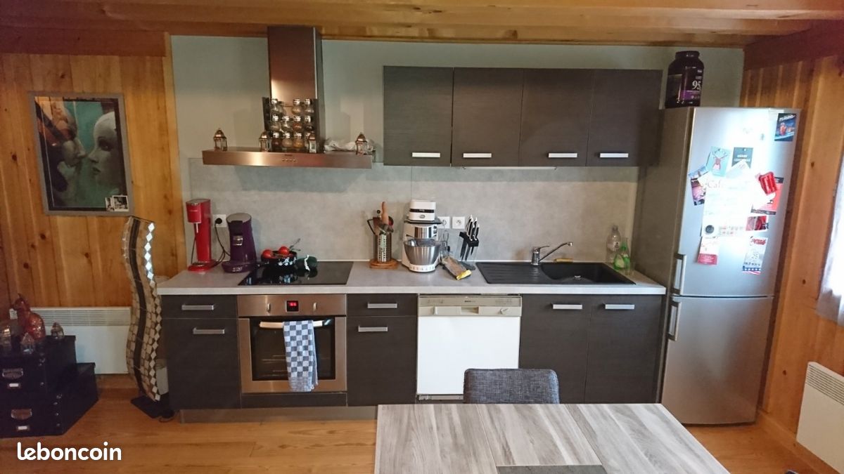 Appartement 4 pièces 90 m² · à Pays-de-Montbenoît · 90 m² · 790 €