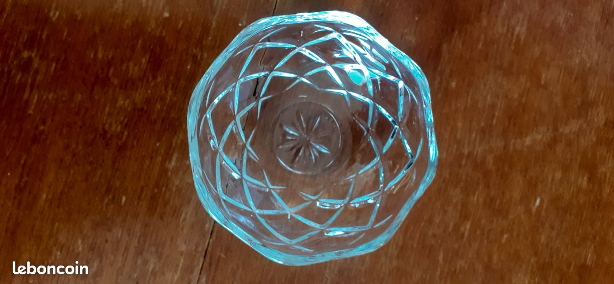 Ravier verre ciselé (image 1)