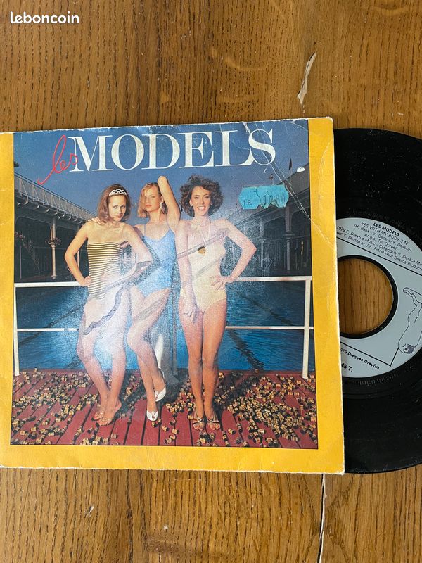 Disque vinyl 45 tours : Les Models (image 1)