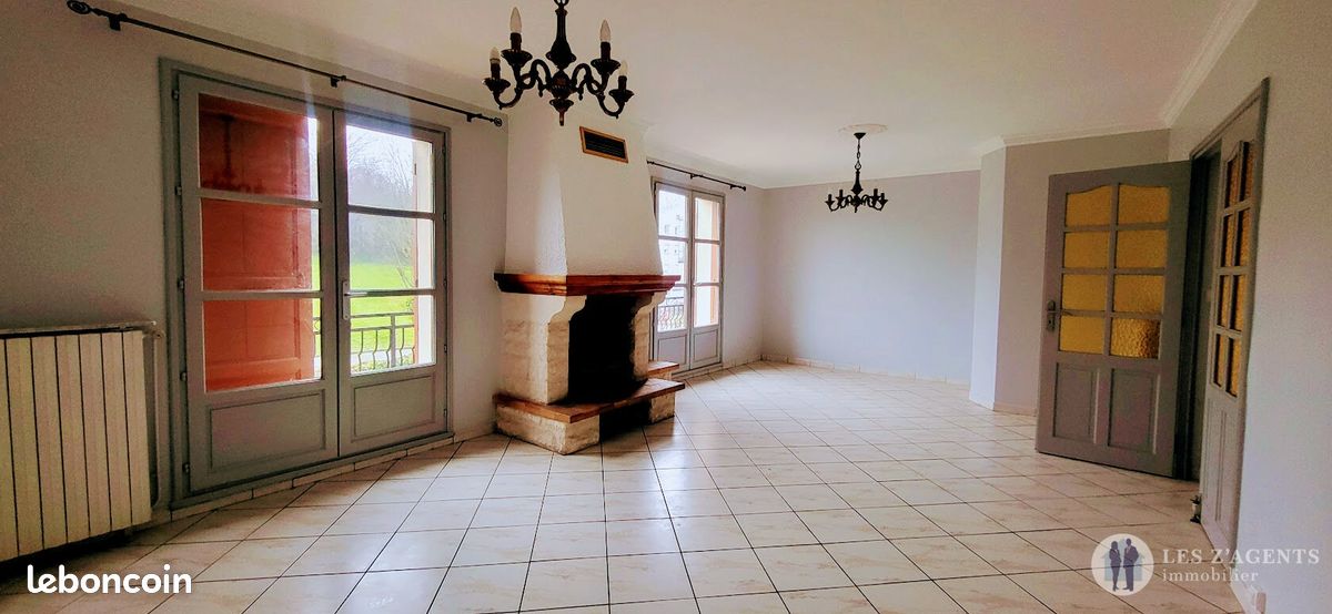 Appartement 4 pièces 95 m² · à Eybens · 95 m² · 1 128 €
