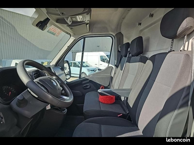 Renault Master Fg F3500 L3H3 2.3 Blue dCi 135ch Confort Euro6E (image 12)