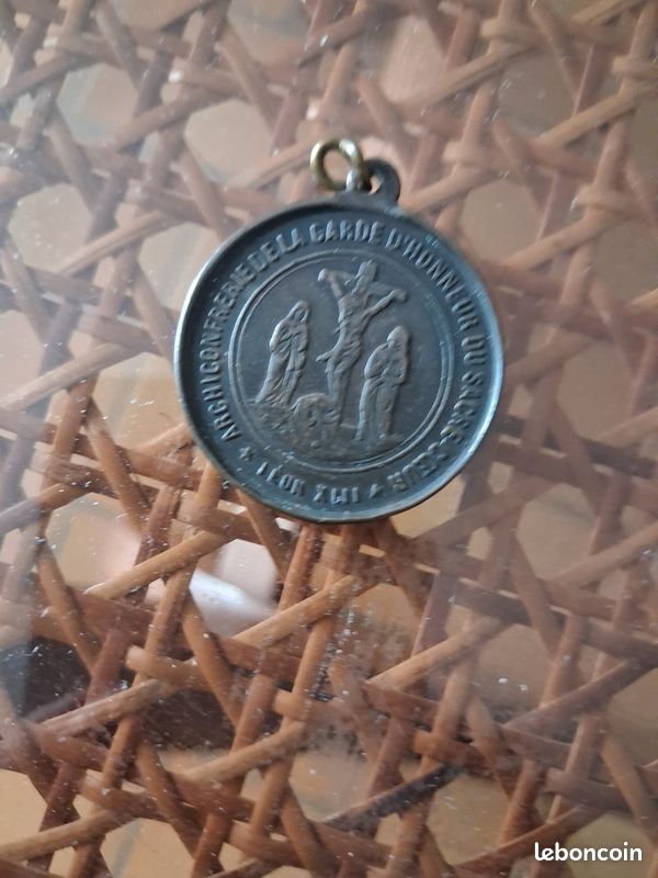 3922 - RARE - Médaille à identifier - FACTURE | UK