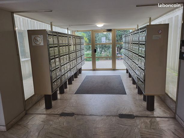 https://img.leboncoin.fr/api/v1/lbcpb1/images/20/fa/fb/20fafbb68d7a60cda42a8f6857614a33ff834909.jpg?rule=ad-image