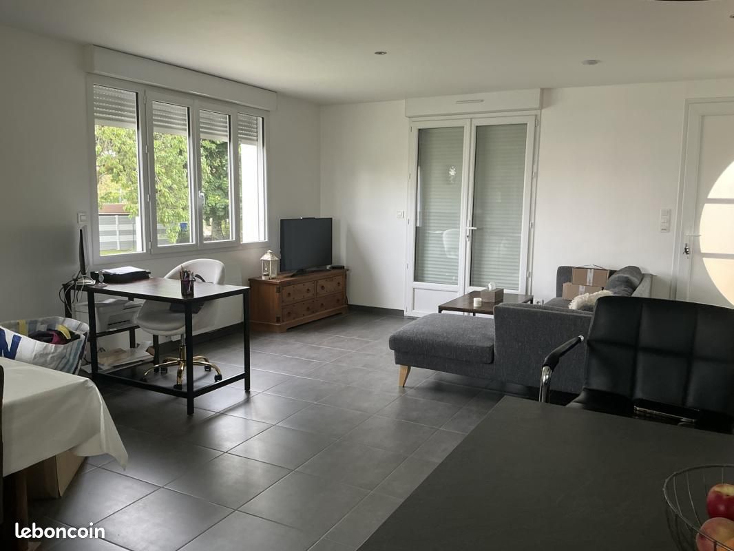 Appartement 5 pièces 90 m² · à Saint-Martin-de-Fraigneau · 90 m² · 720 €/mois