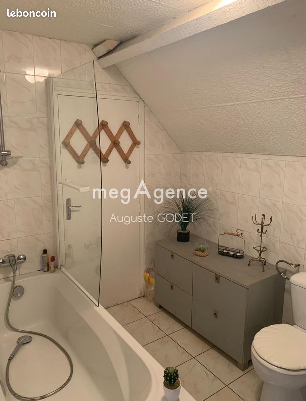 Maison 9 pièces 154 m² - La Petite-Boissière 79700 (image principale 12)
